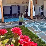 Blue House Karianí