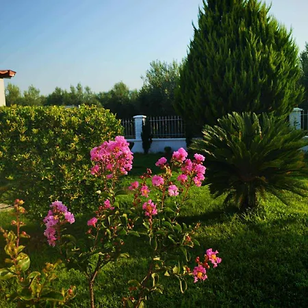 Blue House Holiday home Kariani