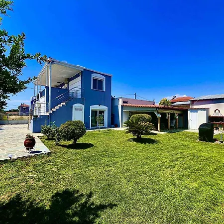 Blue House Kariani