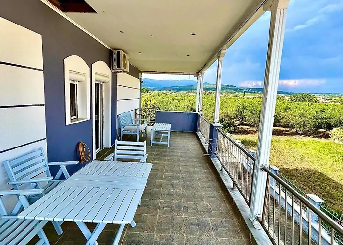 Blue House Casa vacanze Karianí