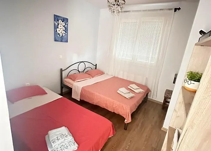 Blue House * Karianí