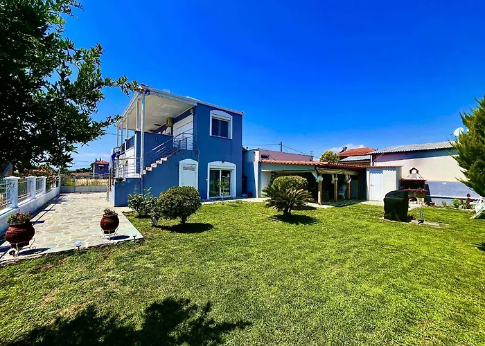 Blue House Karianí